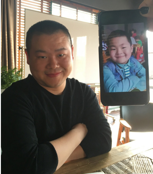 这让网友一度堪忧,不过幸好,长大的民国并没有像岳云鹏.