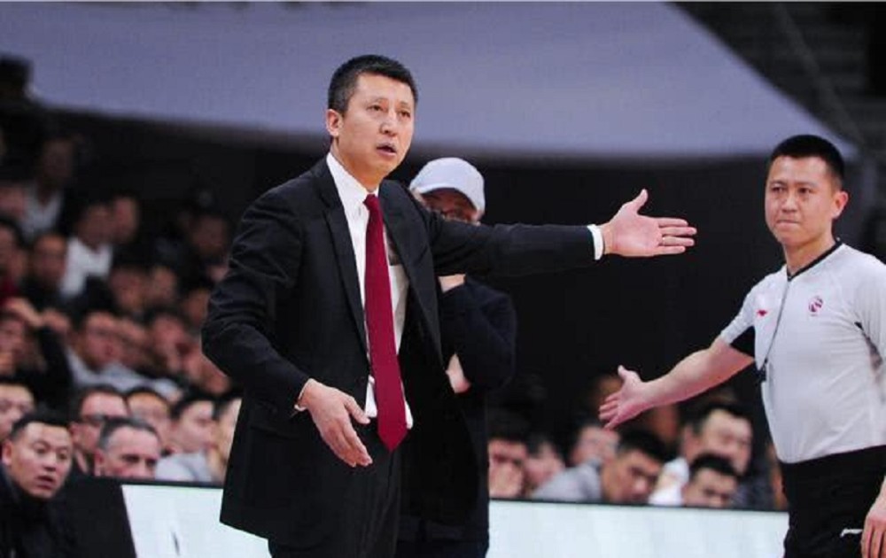 吉林在季后赛边缘挣扎,好兄弟郭士强今晚会暗助王晗吗?