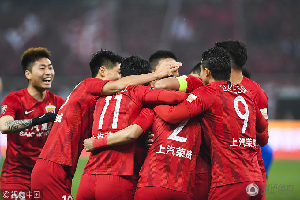 19:35直播中超上港vs重庆 魔鬼主场14连胜+逢