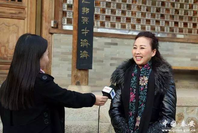 段桂珍,陕西省戏曲研究院秦腔团演员,中国戏剧家协会会员,秦腔正小旦.