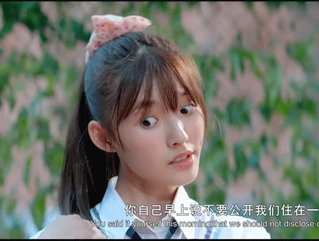 片酬|周冬雨片酬1个亿，林允都有4000万？不红的他自费20万才能演！