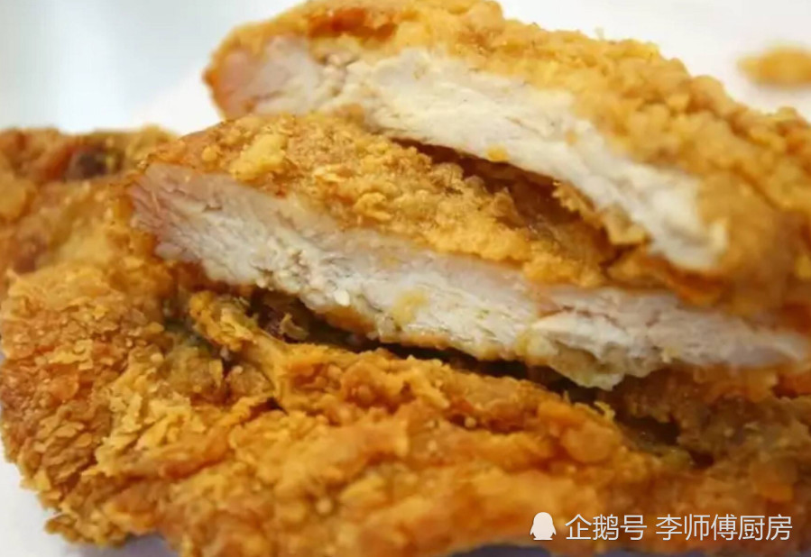 为何路边鸡排卖10元送饮料?说出原因引争议,老