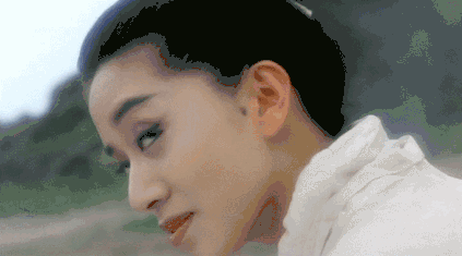 被亲妈亲哥吸血患癌早逝樊胜美苏明玉加起来也没这么惨