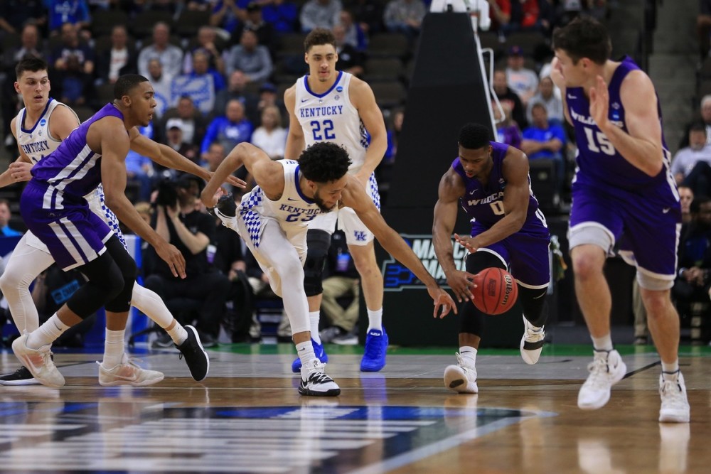 组图ncaa64强首个比赛日对阵激烈开启疯狂三月