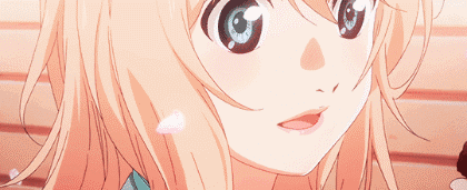 我喜欢了你十年,却用整个四月,编织了一个,我不爱你的谎言.