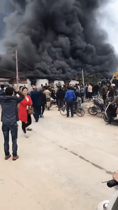 恐怖!惠州这个地方着火,火势凶猛,现场