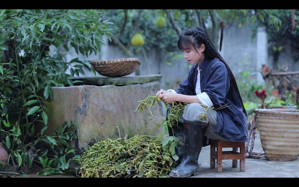 难怪李子柒的皮肤那么好,看到她的专用毛巾,网友:真讲究