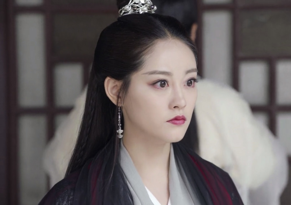 《倚天屠龙记》周芷若腹黑,小嘴嘟嘟瞪大眼,观众:师承灭绝师太