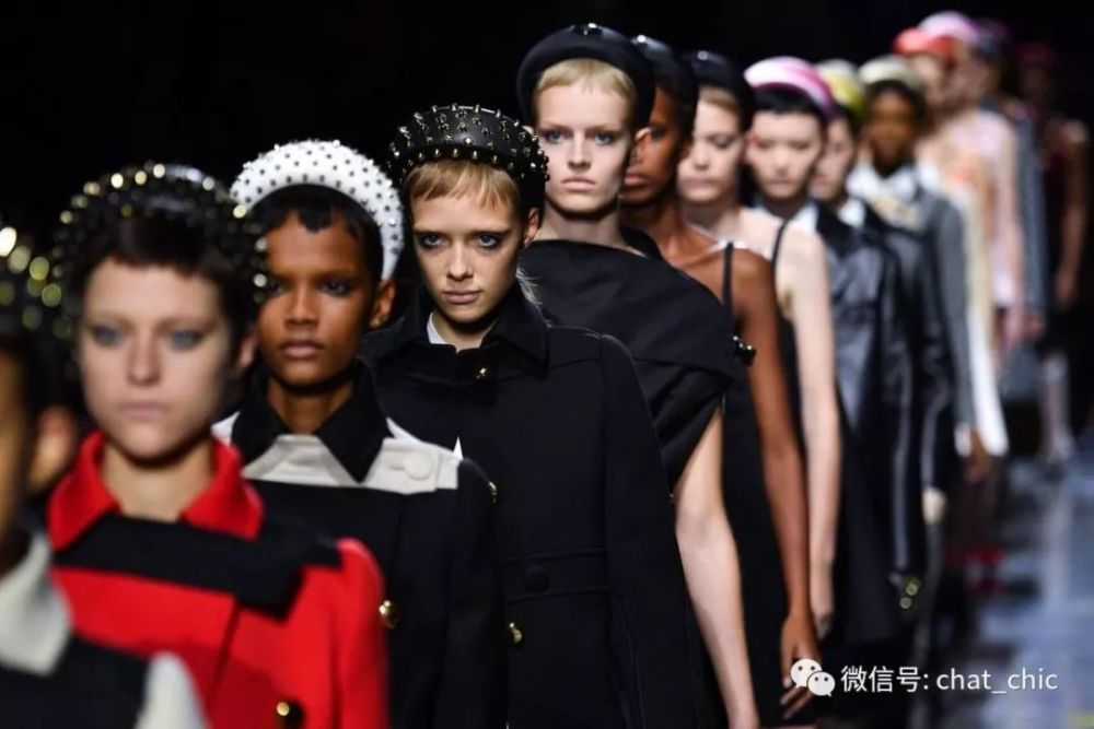 今日的爆款发箍 古代贵妇的发际线 老铁