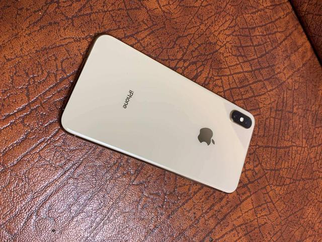 为什么安卓旗舰机性能早已和苹果平齐,价格实