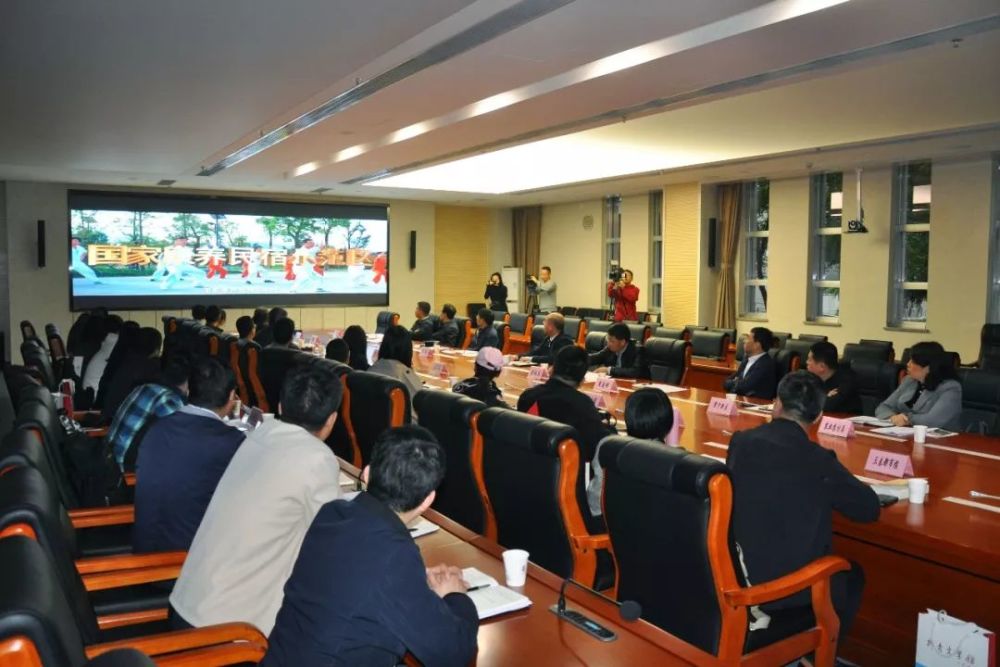 中省市媒体走进长安进行蹲点采访