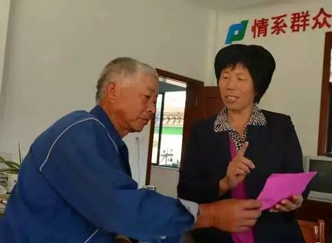 为基层减负:扎进土壤要营养,听意见再定建议