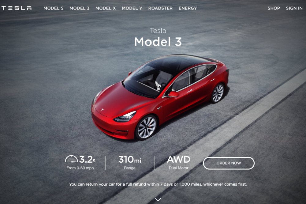 特斯拉取消网购基础版Model 3 记者亲测线下购车过程