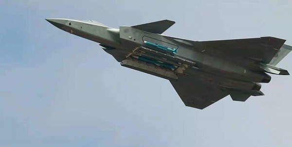 空军三代机数量超过1200架 歼20列装开始提速