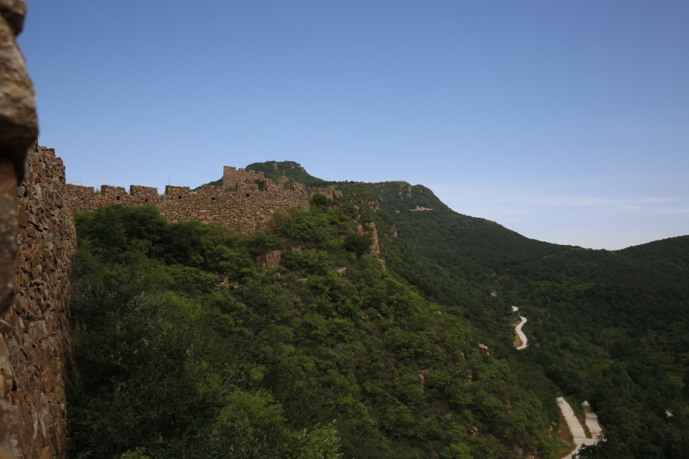 我国最破败的长城,被称中国第一长城,是中国历史上最早的长城