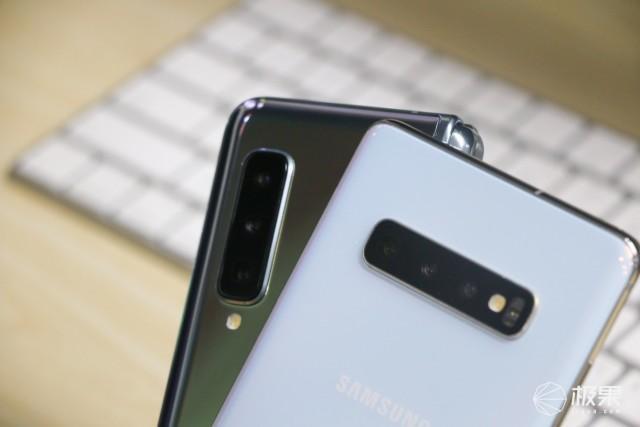 三星折叠屏Galaxy Fold首发评测:惊艳与劝退同