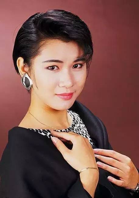 郑秀文这么好,许志安为啥还要出轨?因为他没有