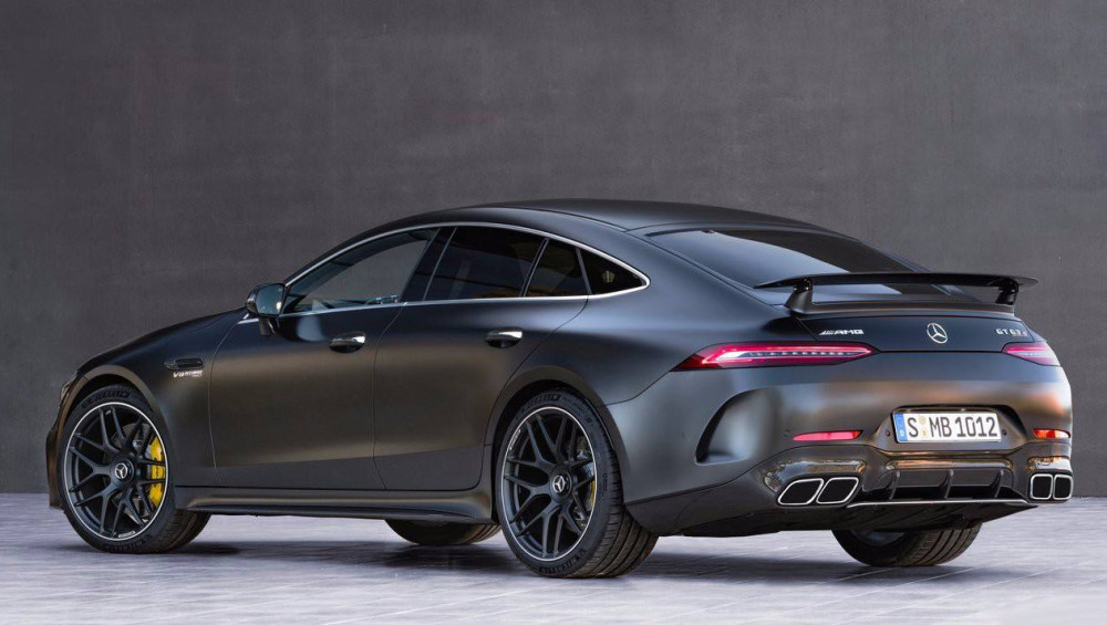 奔驰amg gt四门版上市,售97.38-224.28万