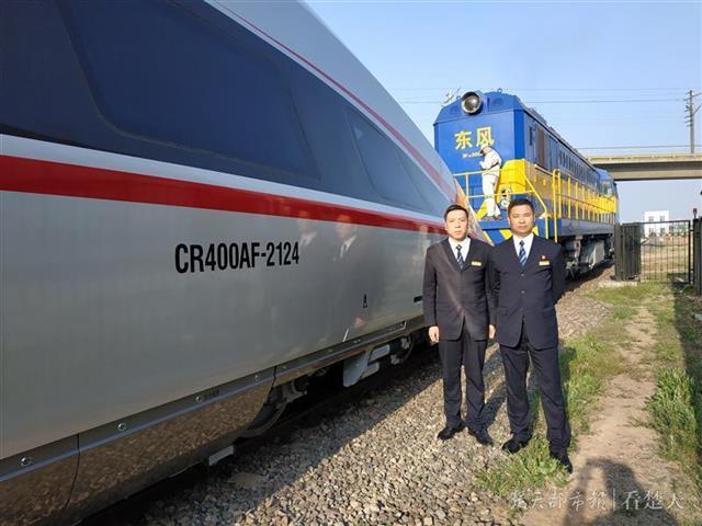 "复兴号"列车大量采用中国国家标准,行业标准,中国铁路总公司企业标准