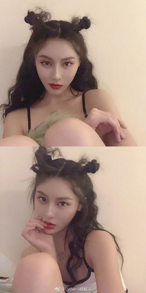 还记得《变形计》里的杨馥宇吗?她现在长这样啦