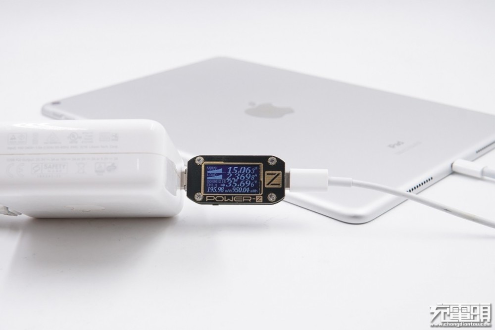 Ipad Air Ipad Mini ライトニング充電器 Lightning Acアダプタ Apple Mfi認証品 2 1a 1m Dca325e Wの販売商品 通販ならサンワダイレクト