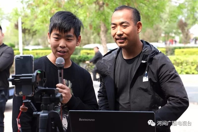 流浪男子名叫孙飞强,石家庄市赵县人,1月12日走失,至今在外流浪100