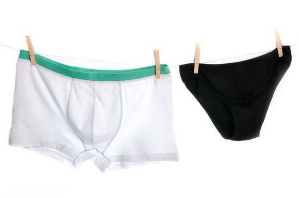 男人穿三角裤好还是四角裤好?或许很多老婆都不清楚