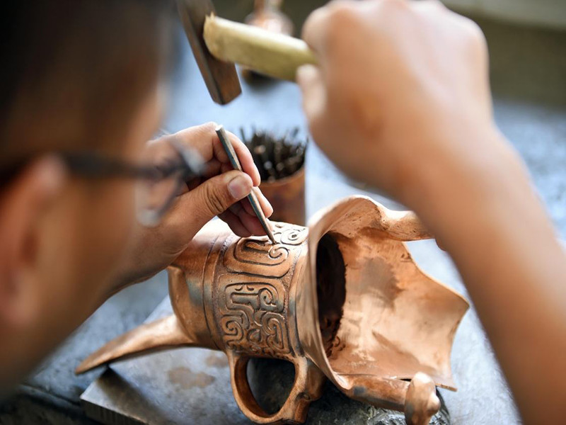 青铜器的错金银工艺,它到底"错"在哪里?