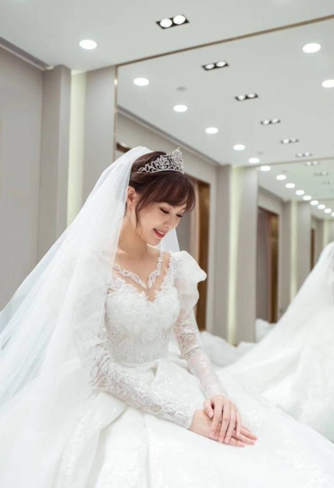 唐嫣穿婚纱美出新高度,嫁给爱情的样子太美了!