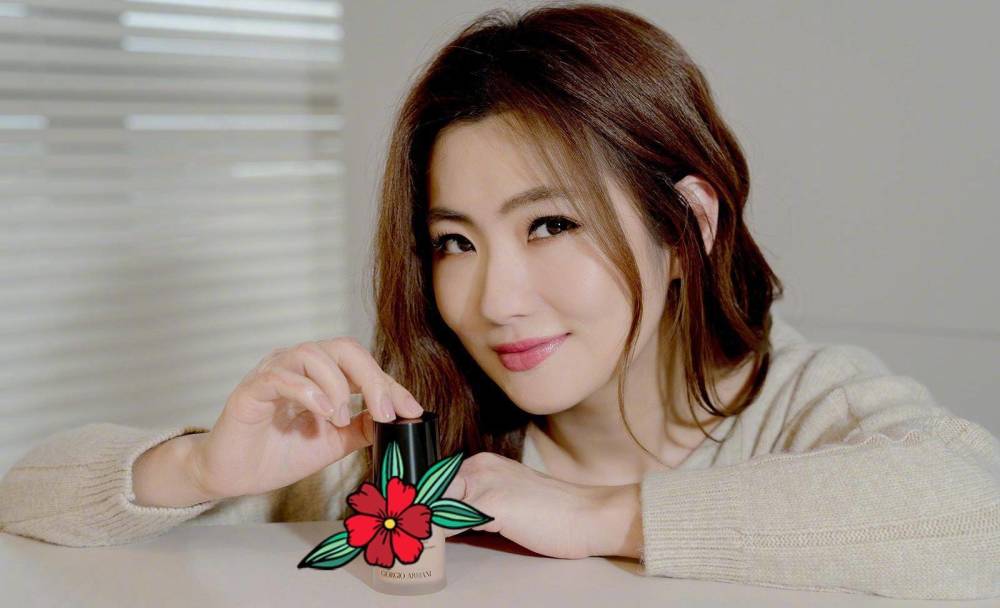 37岁任家萱接受张轩睿告白,获多年好友支持,童话爱情能否实现