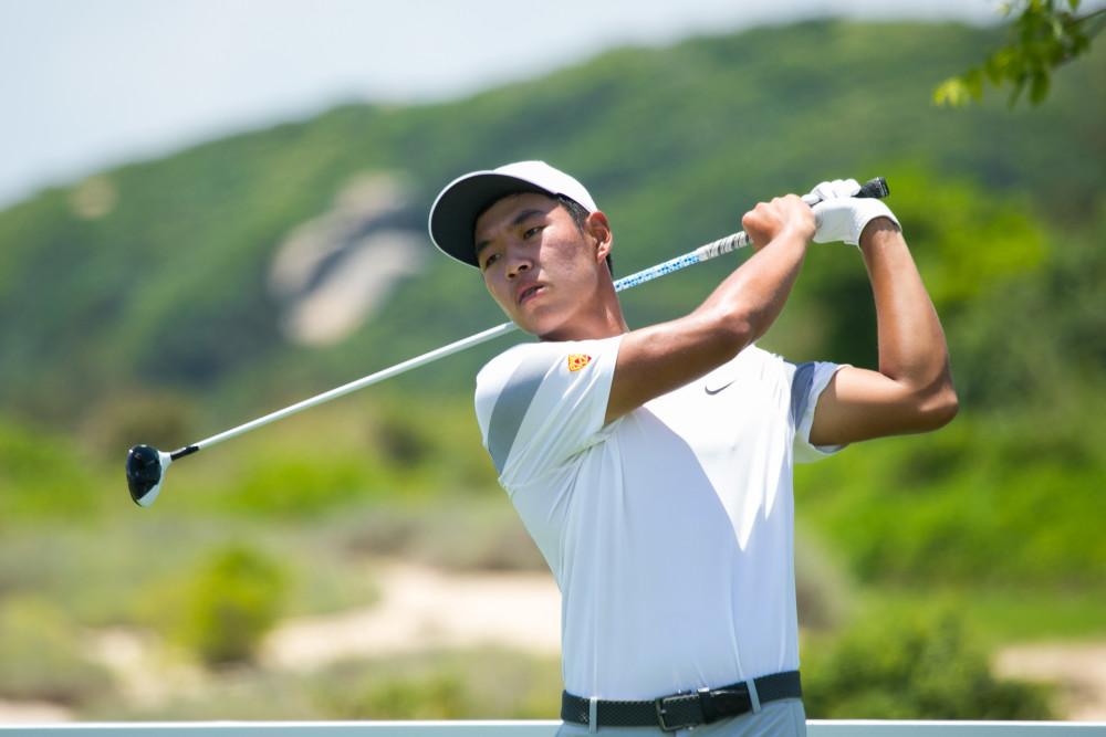 高尔夫中巡金诚深陷澳洲"包围圈" 杜墨含高呼"历史最佳"