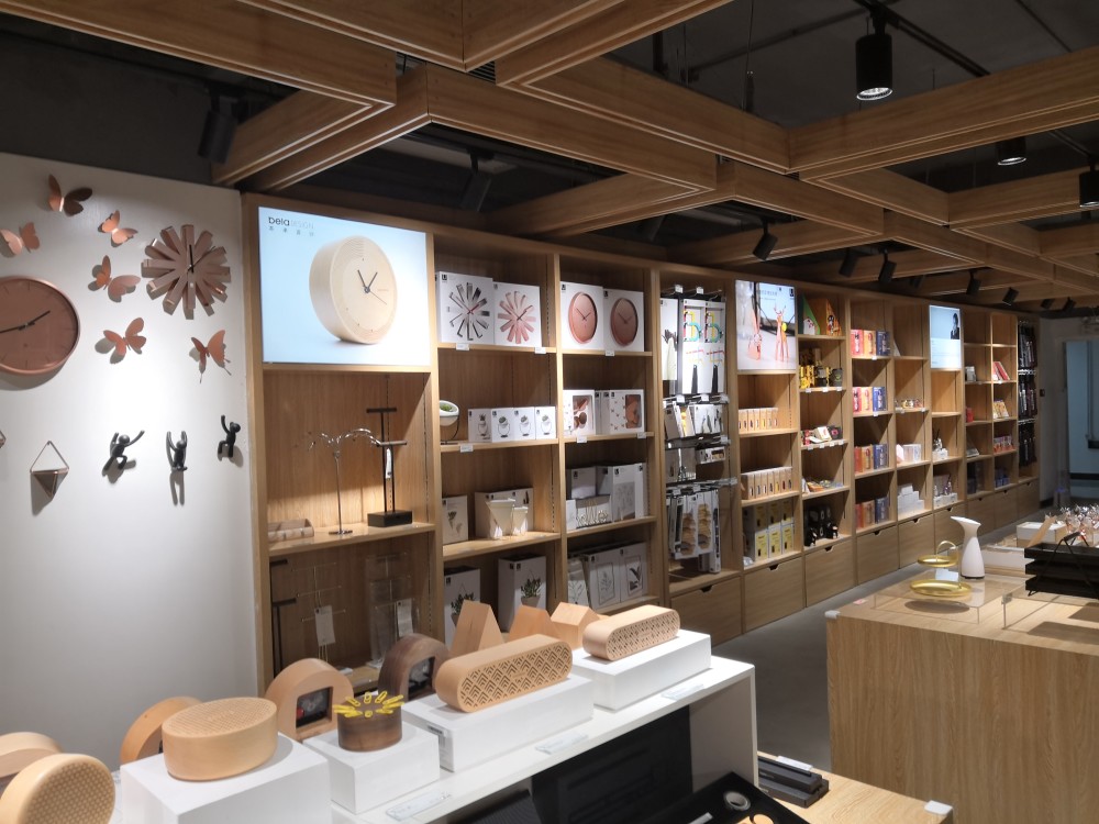 首家摩选文创综合店落户荔湾区打造广州文创发展新高地