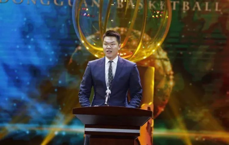 广东集训首日朱芳雨发文8字表决心 下赛季要破疆辽围攻夺第十冠