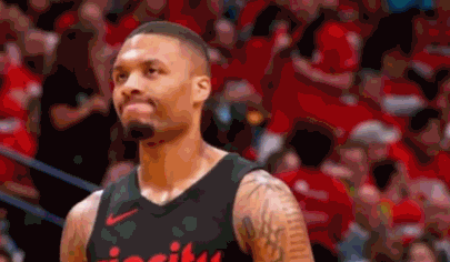 一年前的今天利拉德50分绝杀点燃大西北