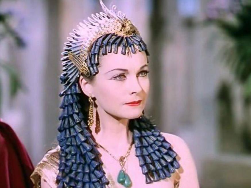 她是埃及末代女法老,美貌迷倒凯撒大帝,3d复原图却让人失望!