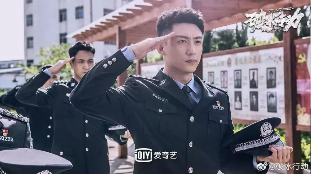 灵魂拷问 警察真的适合做男朋友吗