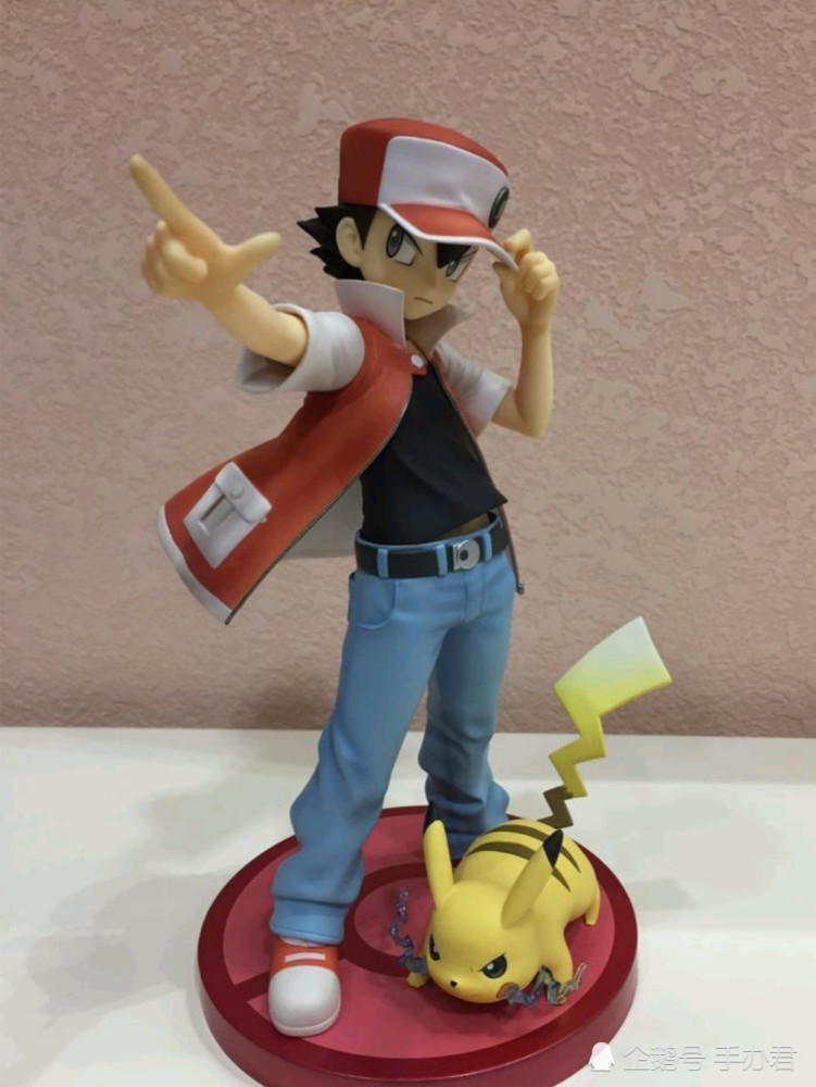精灵宝可梦小智皮卡丘手办,这个版本的他你认识吗?