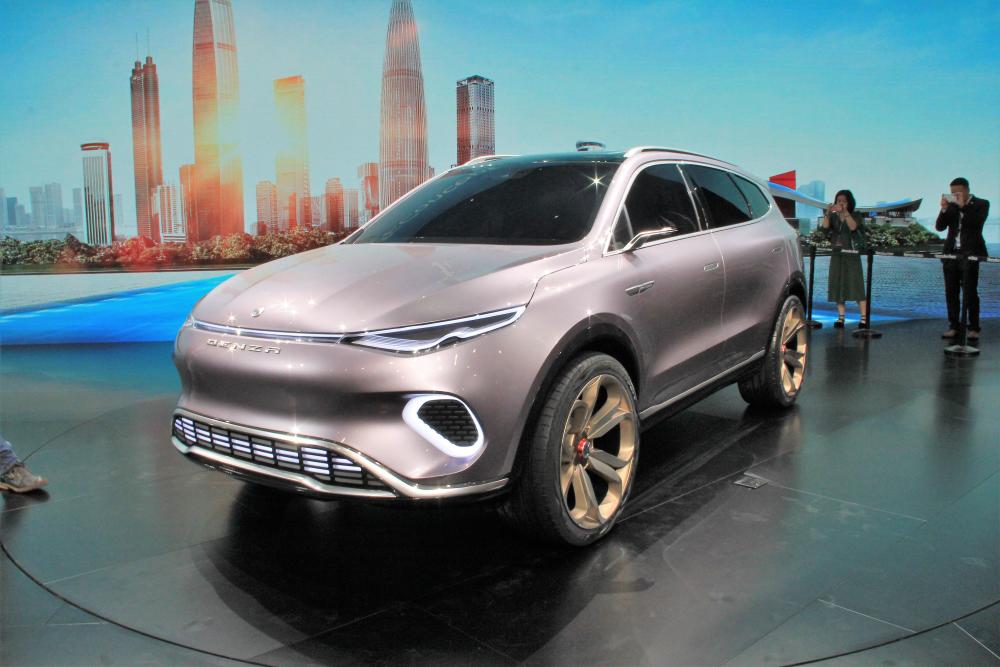 品牌向上全新腾势概念车conceptx亮相深港澳车展