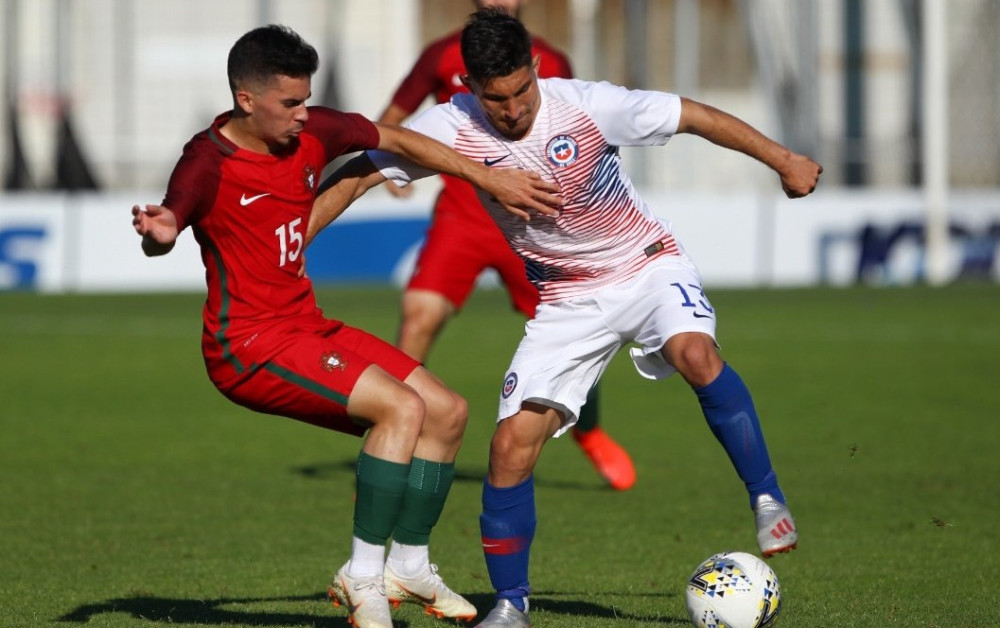 土伦杯日本21逆转卫冕冠军英格兰希丁克国奥3日出战