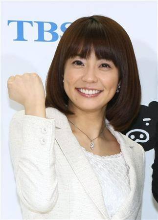 日本女主播小林麻耶首晒婚纱照,与小四岁老公笑容甜蜜超般配