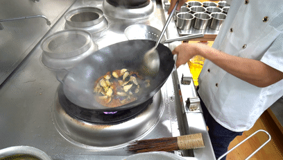 厨师长教你:"肉末烧茄子"的家常做法,口感软糯适合下饭,收藏