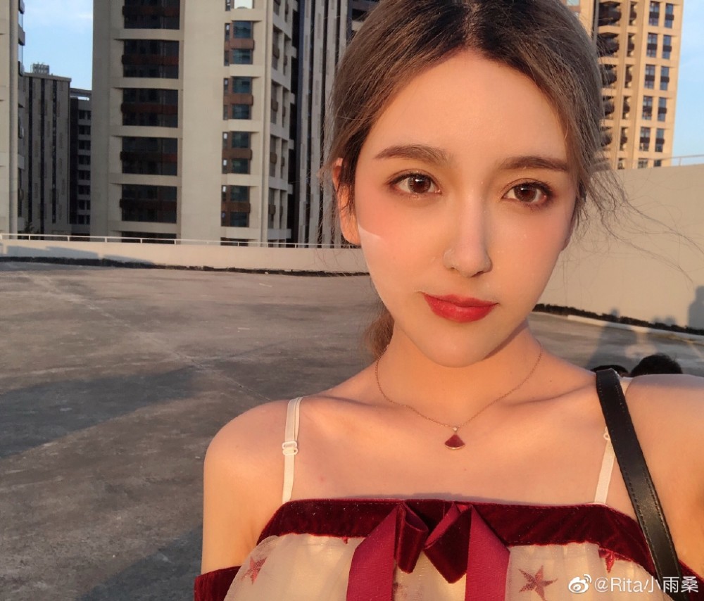 rita凌晨3点给同事打电话,弄清真相后直言:好羞愧!