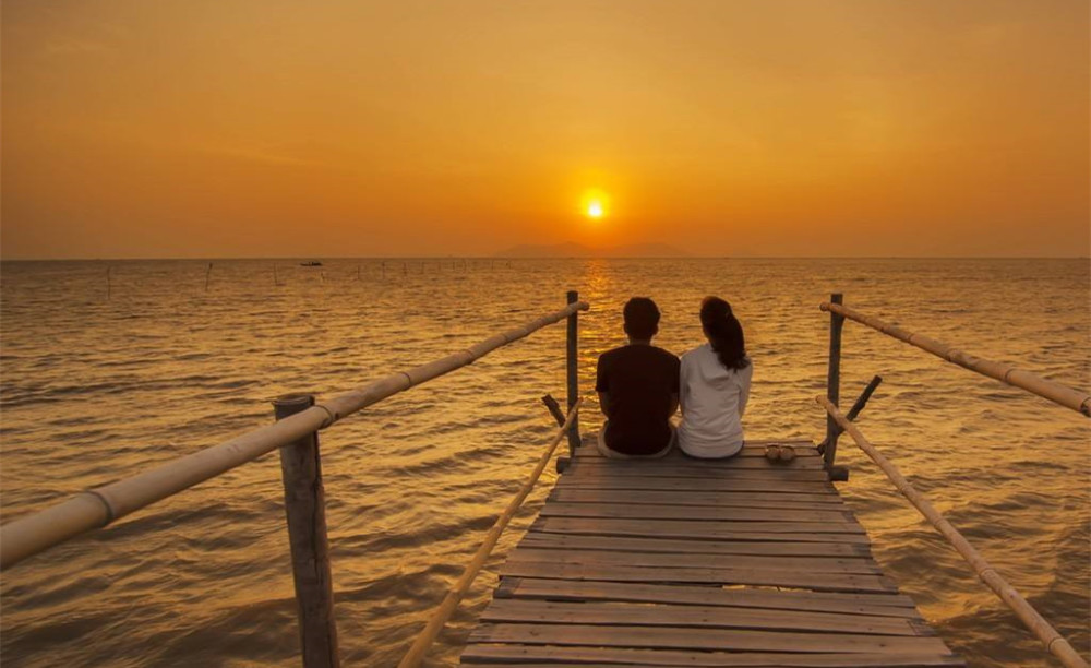 你意想不到的星座情侣配对,在这个夏季擦出爱的火花吧!