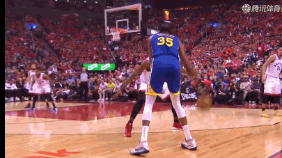 水花合取57分勇士胜猛龙扳成2-3 杜兰特只打11分钟再伤退