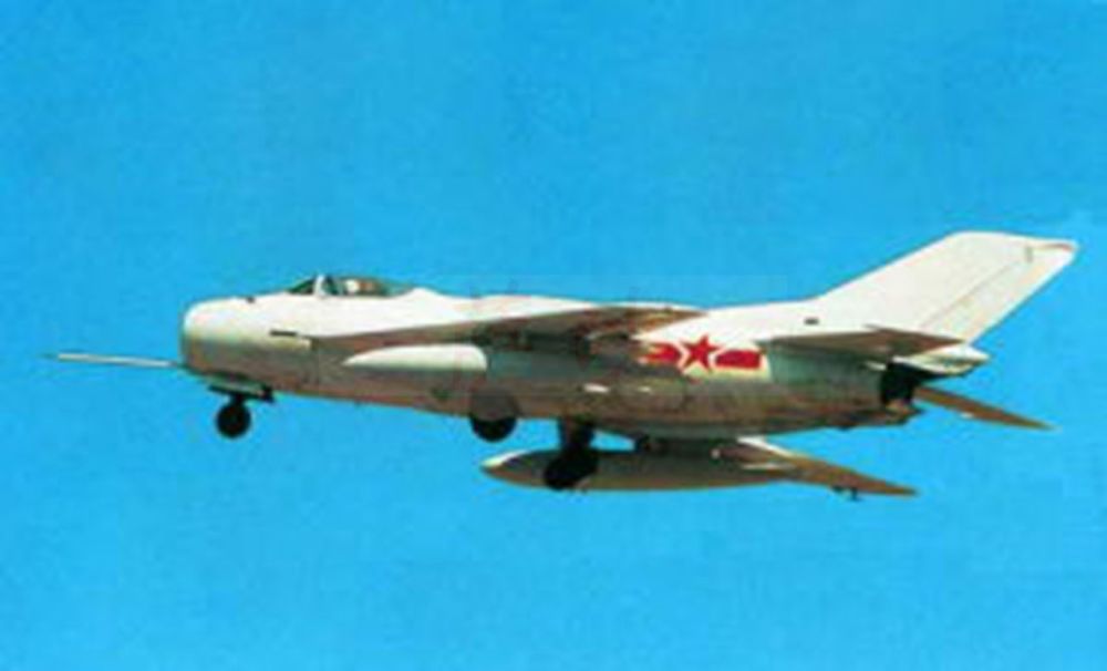 6月12日歼6正式退出空军装备序列:它是我军生产最多的战斗机