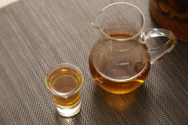 养生饮酒,水果泡酒推荐——金桔泡酒