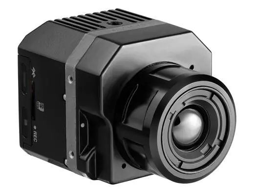 西班牙造新型消防无人机 搭载红外传感测温设备-看点快报