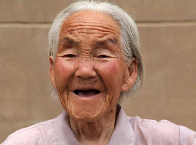 情感测试:你觉得哪个人是发自内心的笑,测出你到底有多聪明!