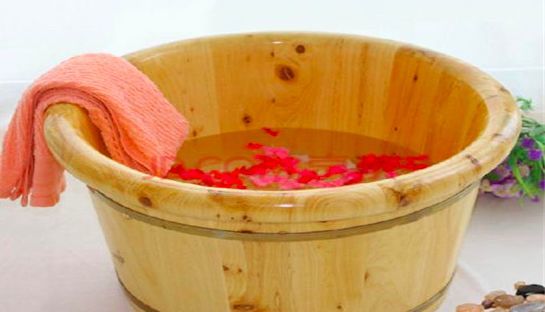 户外运动后用什么水泡脚比较好