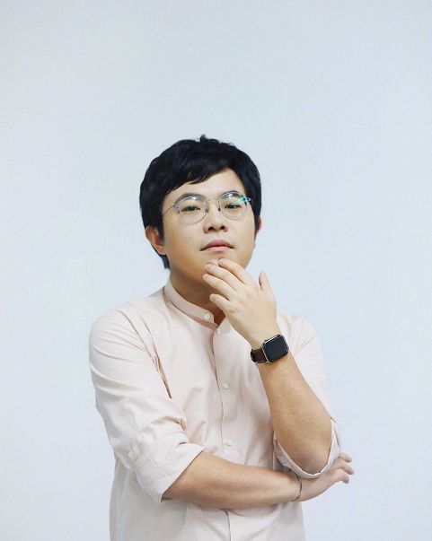 陆琪,百万级畅销书作家.